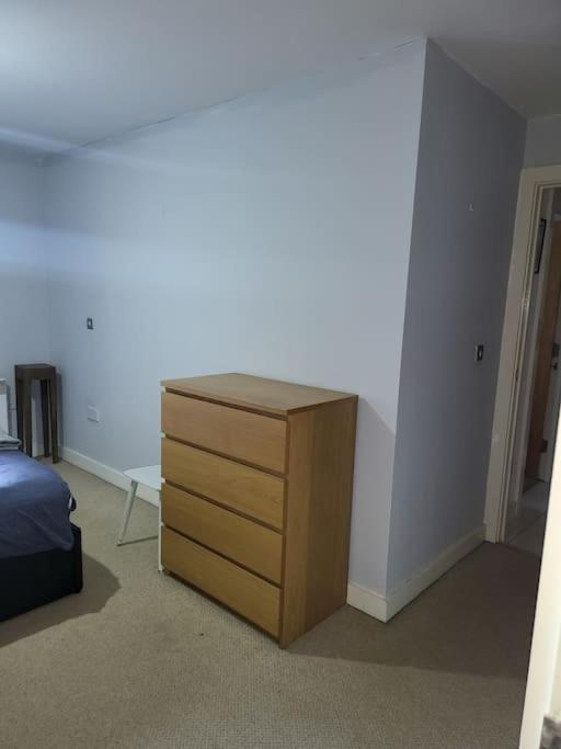 Apartment Delightful 2 Bedroom Manchester